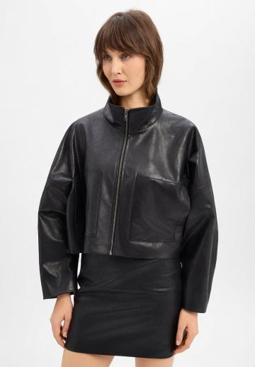 Короткая куртка