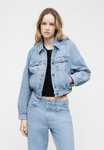 Короткая куртка