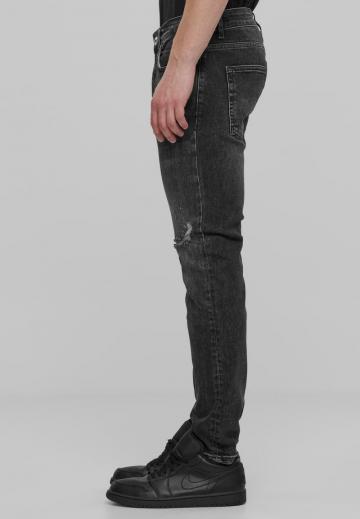 Узкие джинсы