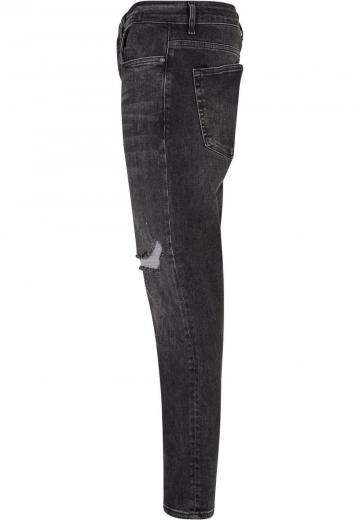 Узкие джинсы