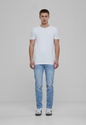 Узкие джинсы