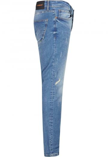 Узкие джинсы