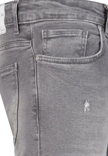 Узкие джинсы