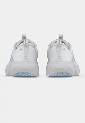 Беговые кроссовки