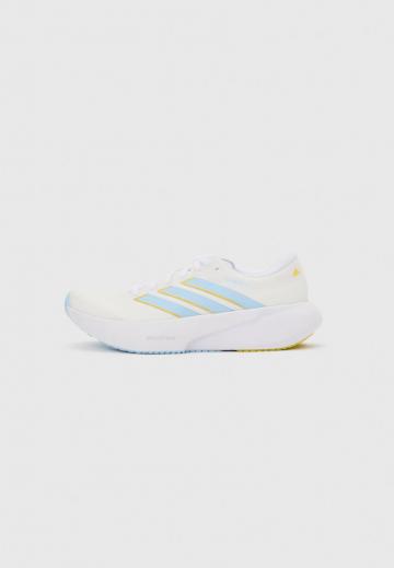 Беговые кроссовки