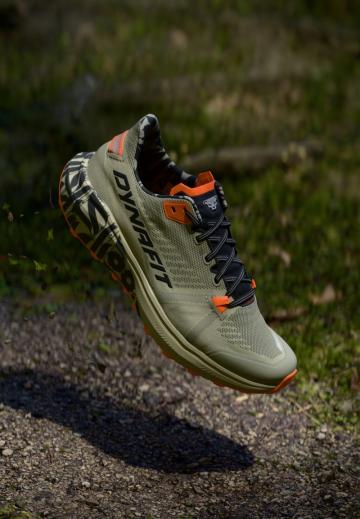 Беговые кроссовки