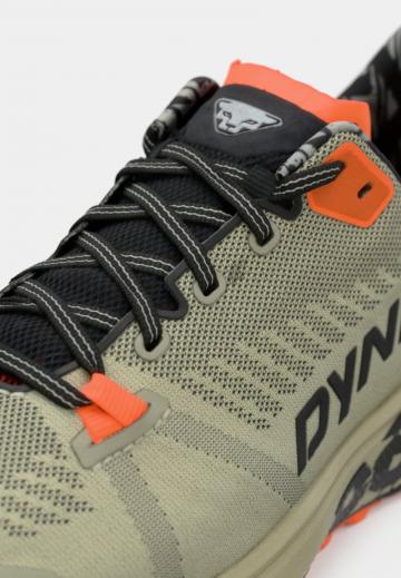 Беговые кроссовки