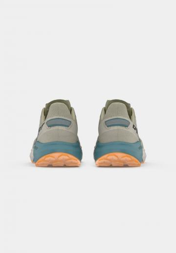 Беговые кроссовки