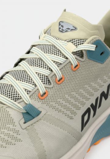 Беговые кроссовки