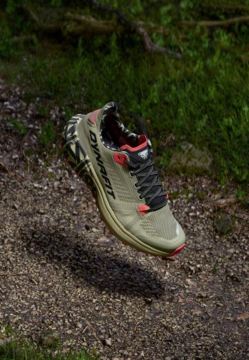 Беговые кроссовки