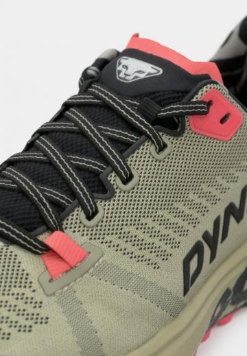 Беговые кроссовки