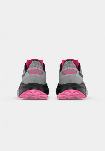 Беговые кроссовки