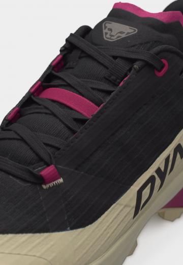 Походные ботинки