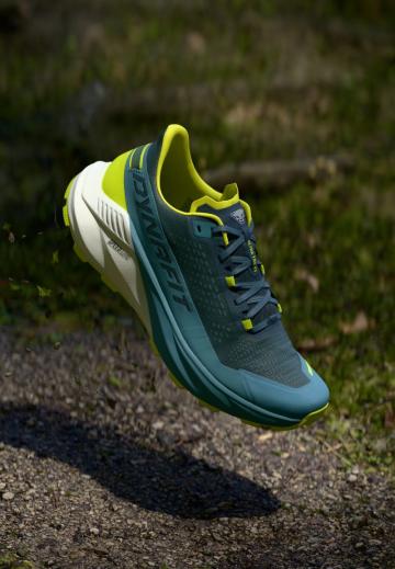 Беговые кроссовки