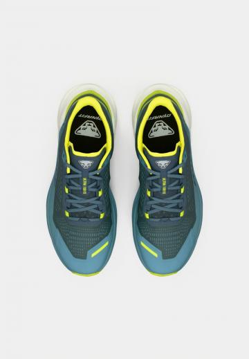 Беговые кроссовки