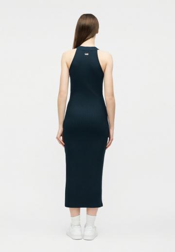 Вязаное платье