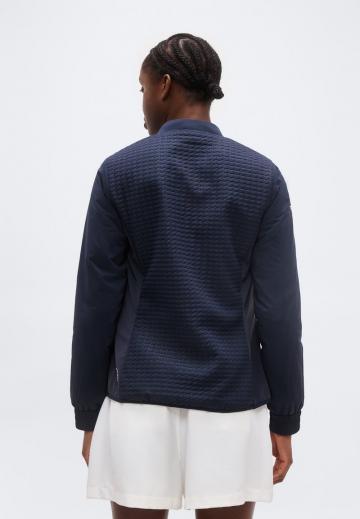 Спортивная куртка