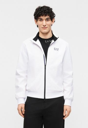 Спортивная куртка