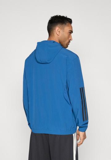 Спортивная куртка