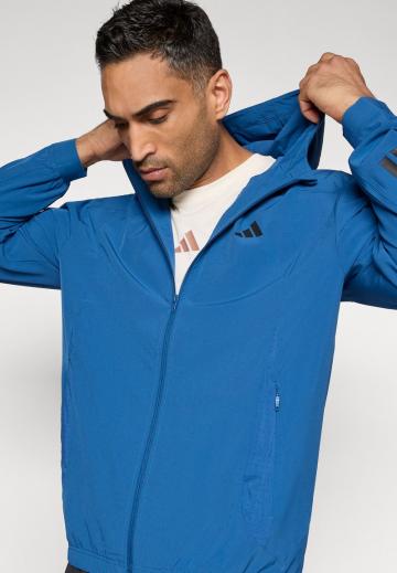 Спортивная куртка