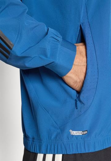 Спортивная куртка