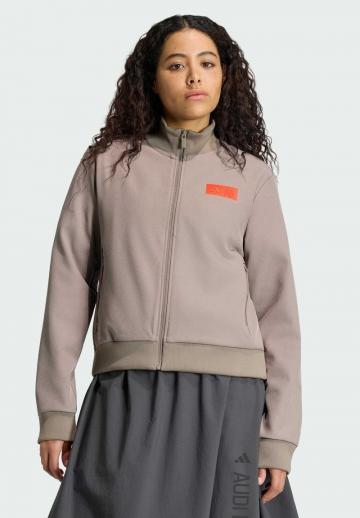 Спортивная куртка