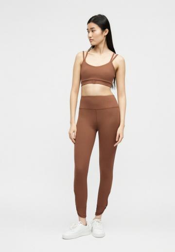 Топ на бретельках