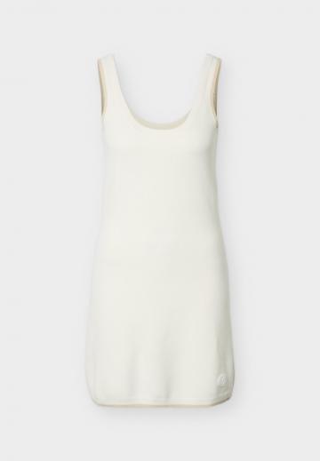 Спортивное платье