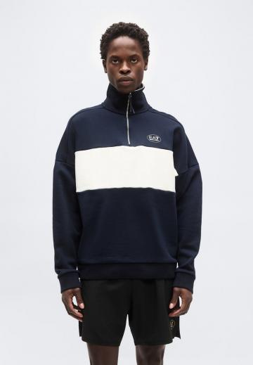 Спортивная кофта