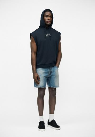 Пуловер с капюшоном