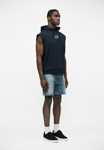 Пуловер с капюшоном