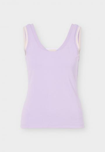 Спортивный топ