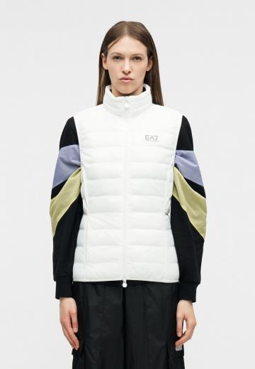 Пуховой жилет