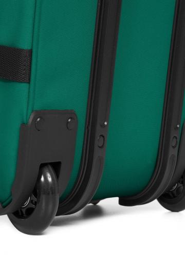 Чемодан на колесах