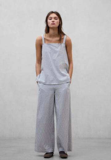 Блузка без рукавов