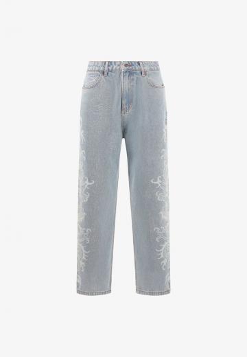 Прямые джинсы