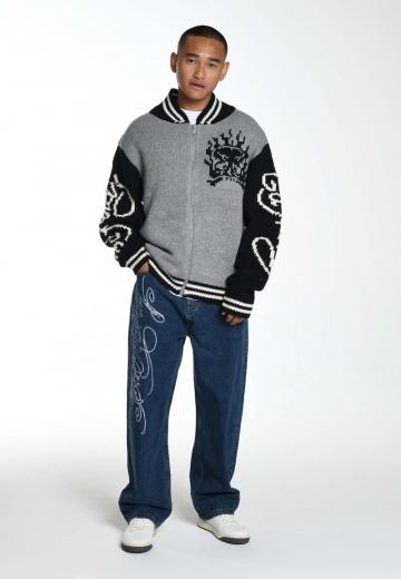 Прямые джинсы