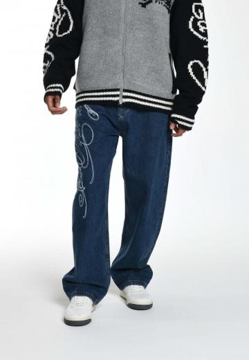 Прямые джинсы