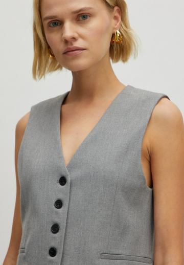 Джинсовая жилетка