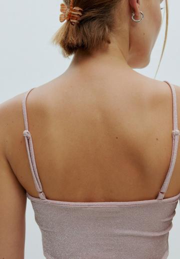 Топ на бретельках