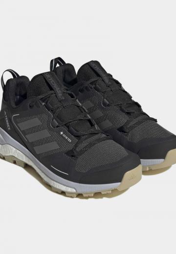 Походные ботинки