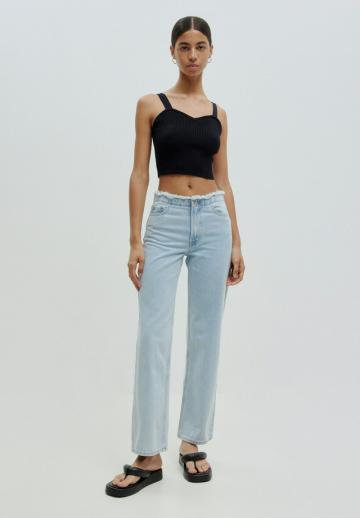 Прямые джинсы