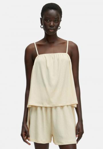 Топ на бретельках