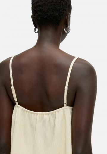 Топ на бретельках