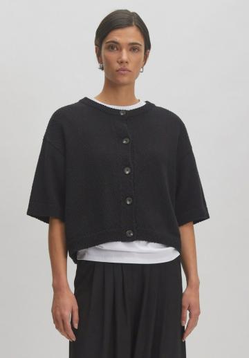 Вязаная кофта