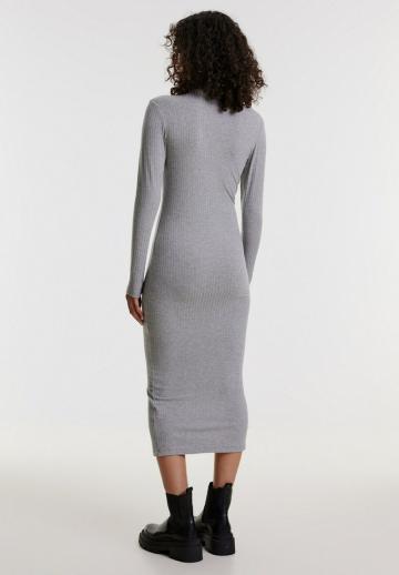 Платье футляр