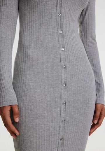 Платье футляр