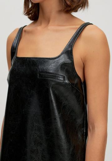 Короткое платье