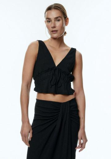 Блузка без рукавов