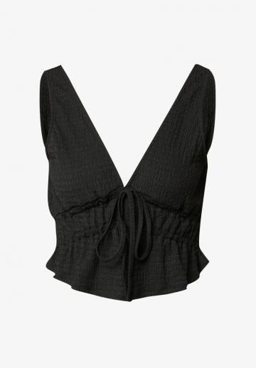 Блузка без рукавов